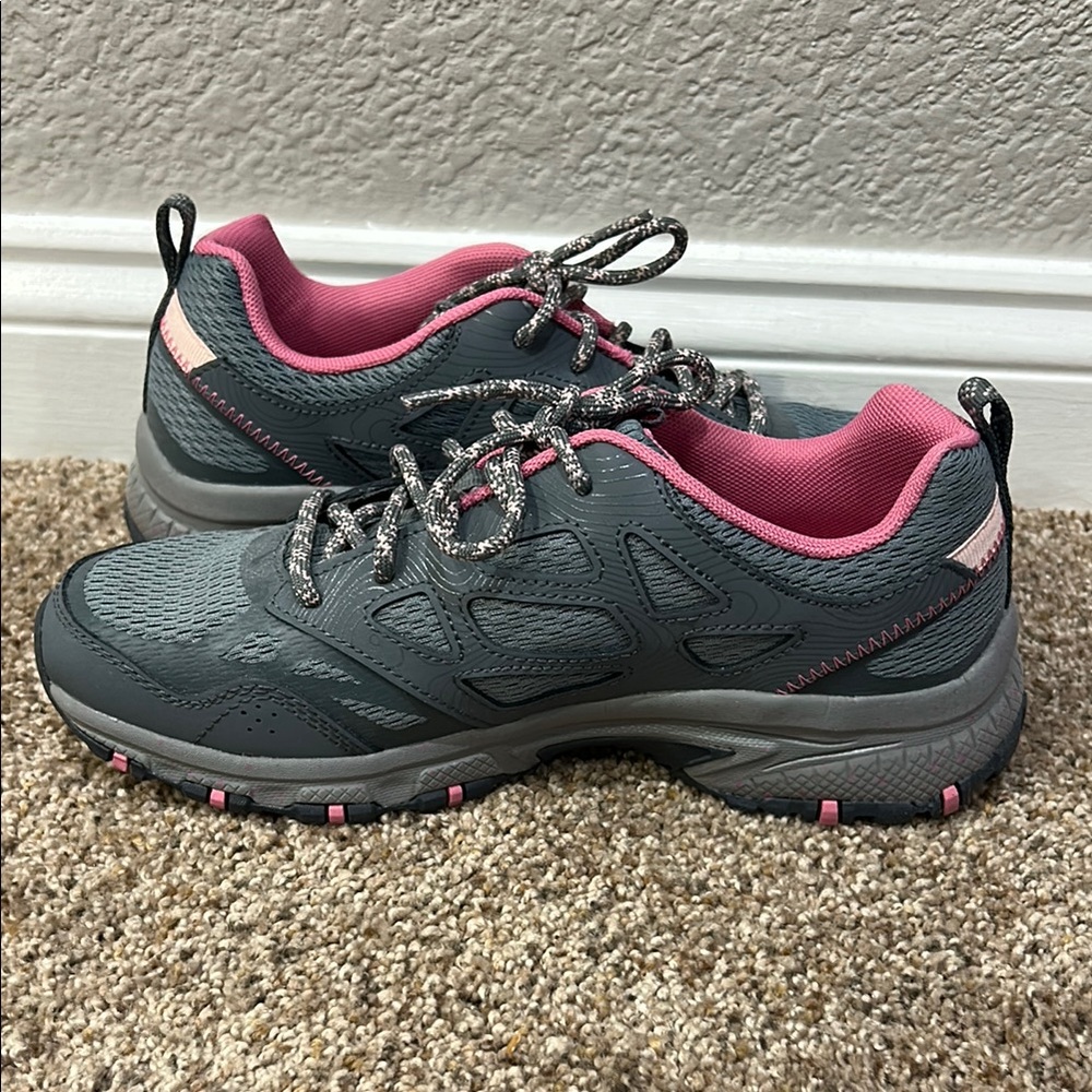 Skechers Gray and Pink Athletic Shoes with Breathable Mesh - Picture 5 of 10